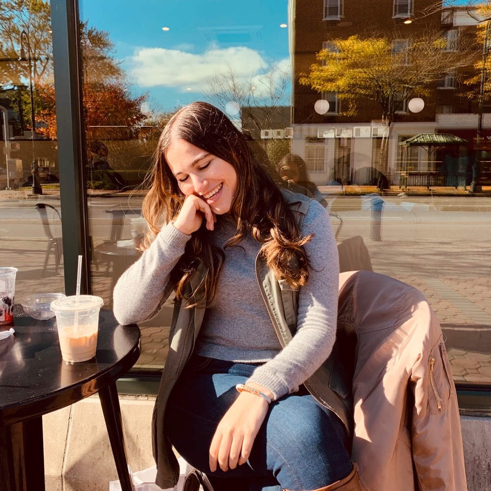 Meet your Posher, Alessia